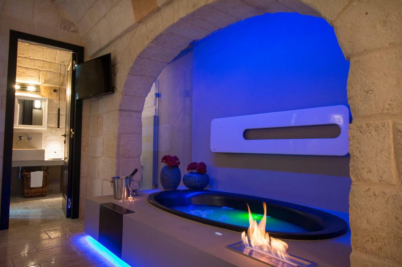 Suite Conte Cavour Monopoli Extérieur photo