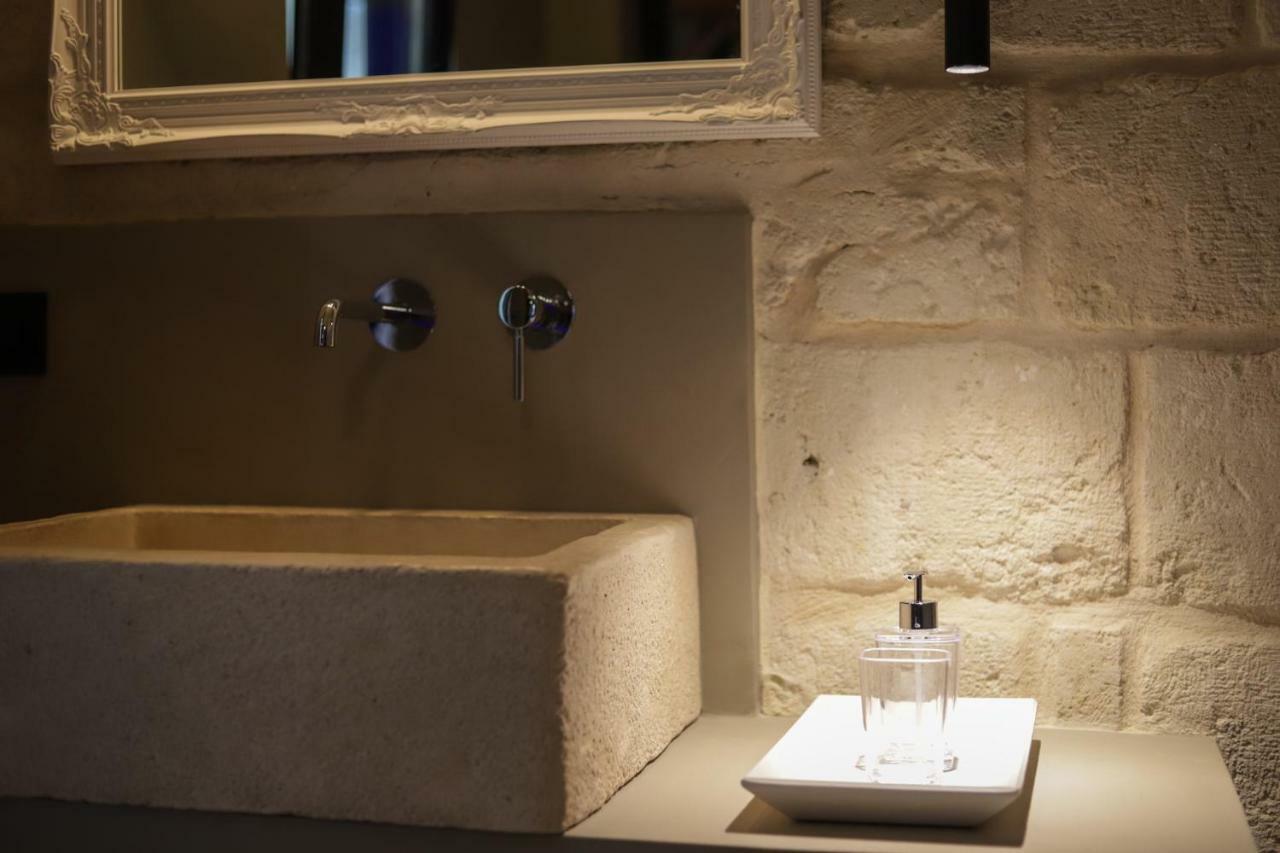 Suite Conte Cavour Monopoli Extérieur photo